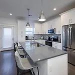 Holiday home West Side Charmer Convenient Location Nashville