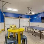 Modern Townhome With Gorgeous Patio Space * Nashville