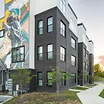 East Nash Superstar- Skyline Views Terrace- Mural * Nashville