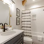 Amazing Amenities And Location - 1 Bedroom Apartment *