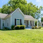 East Nash Enclave Movie Room Private Yard