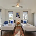 Sleek Large Retreat 9 Beds Modern Kitchen Nashville