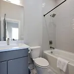 Holiday home Sapphire Loft 4 Bedroom 4.5 Bath Rooftop Patio