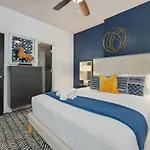 Nashvilla Townhome Gigantic Rooftop Pure Luxury Holiday home Nashville