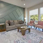 Holiday home Cowgirl Up 4bd 4.5bth Rooftop Views