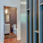 Modern 4 Bedroom 2.5 Bath Gorgeous Getaway