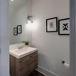 Beautiful Townhomes 2 Units With Outdoor Patios * Nashville