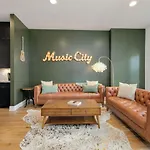 Holiday home Nashvista Townhome Downtown Views 10 Comfy Beds