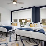 Holiday home Superstar Ultra Luxury Minutes To Downtown