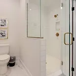 Premier Townhome East Minutes Downtown