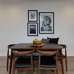 Premier Townhome East Minutes Downtown Holiday home *