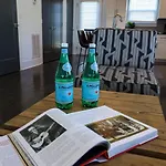 Two Elegant Townhomes Perfect For Large Groups Holiday home *