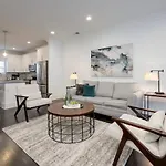 Two Elegant Townhomes Perfect For Large Groups *