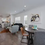 Two Spectacular Homes For Twenty Guests With Outdoor Patio * Nashville
