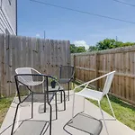 Two Gorgeous Homes Twenty Guests Amazing Location