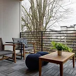 East Beauty Minutes To Downtown Holiday home Nashville
