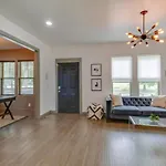Dreamer - Mins To Downtown - 3br 2.5bath Holiday home *