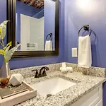 Stylish Haven In South *