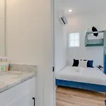 Holiday home Jazz Junction 4 Bedrooms 7 Beds 7 Mins To Broadway