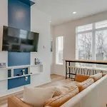 Holiday home Jazz Junction 4 Bedrooms 7 Beds 7 Mins To Broadway *