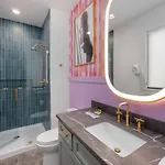 Music Row Country Retreat Balcony And Hot Tub Holiday home *