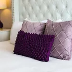 Holiday home Violet Vogue - Rooftop Patio - Skee-ball Game *