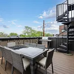 Blue Horizon - Hot Tub - Dual Rooftop Balconies Holiday home