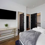 Holiday home Blue Horizon - Hot Tub - Dual Rooftop Balconies