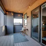 Holiday home Spacious And Modern 2 Rooftops Stage Games And