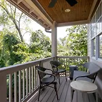 Bold Boho Beauty Three Bedroom Three And A Half Bath Holiday home