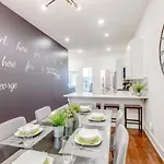 Holiday home Two Townhomes Rooftop Patios Hillsboro Village *
