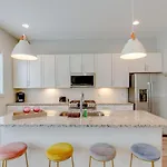 Harmony Of Dual Townhomes With 14 Beds Holiday home Nashville