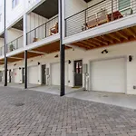 Holiday home Two Townhomes Rooftop Patios Hillsboro Village