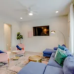 Holiday home Harmony Of Dual Townhomes With 14 Beds Nashville