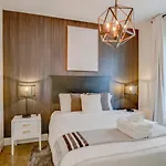 Two Townhomes Rooftop Patios Hillsboro Village Holiday home Nashville