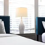Holiday home Two Townhomes - Hot Tubs And Rooftop Balconies