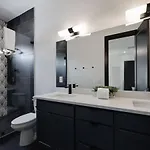 Two Townhomes- Rooftop Lounge- Hot Tub- Views * Nashville