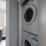 Two Townhomes - Hot Tubs And Rooftop Balconies