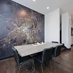 Two Townhomes- Rooftop Lounge- Hot Tub- Views *