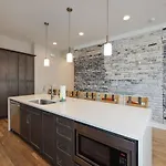 Holiday home Two Townhomes - Hot Tubs And Rooftop Balconies
