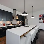 Holiday home Two Townhomes- Rooftop Lounge- Hot Tub- Views Nashville