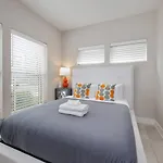 Holiday home Two Townhomes - Hot Tubs And Rooftop Balconies Nashville