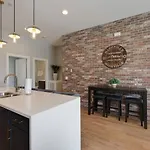 Two Townhomes Rooftop Lounges With Skyline Views * Nashville