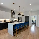 Two Townhomes- Rooftop Lounges- Hot Tub- Game *