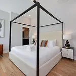 Two Townhomes Rooftop Lounges With Skyline Views Nashville
