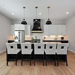 Holiday home Two Townhomes Rooftop Lounges With Skyline Views Nashville
