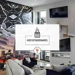 Two Townhomes- Rooftop Lounges- Hot Tub- Game * Nashville
