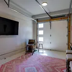 Music Abode And Cowgirl Up Dual Townhomes *