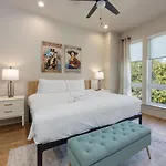 Music Abode And Cowgirl Up Dual Townhomes * Nashville