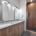 Music Abode And Cowgirl Up Dual Townhomes Holiday home
